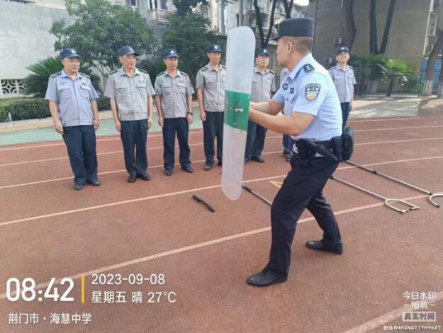 獵鷹護(hù)航秋季開(kāi)學(xué)，強(qiáng)化駐校保安員培訓(xùn)